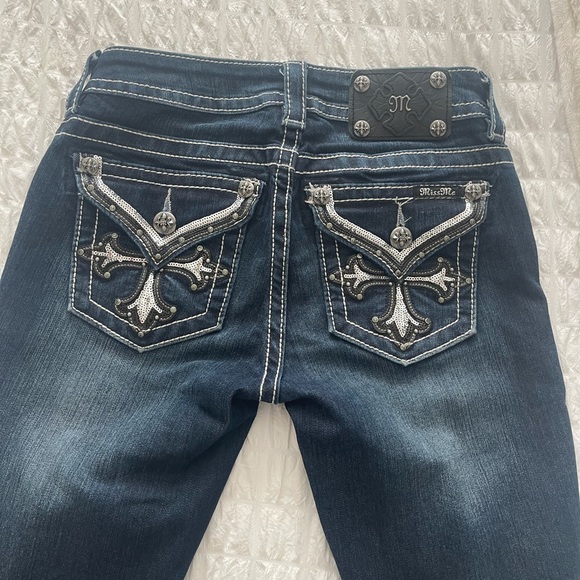 Skinny Miss Me Jeans - Picture 3 of 3